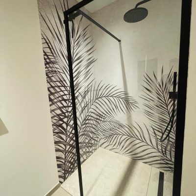 Nasszellentapete, Duschtapete